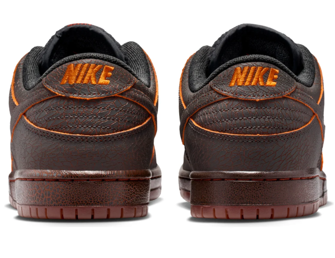 Nike SB Dunk Low 'Krampus' HV1668-001（110）